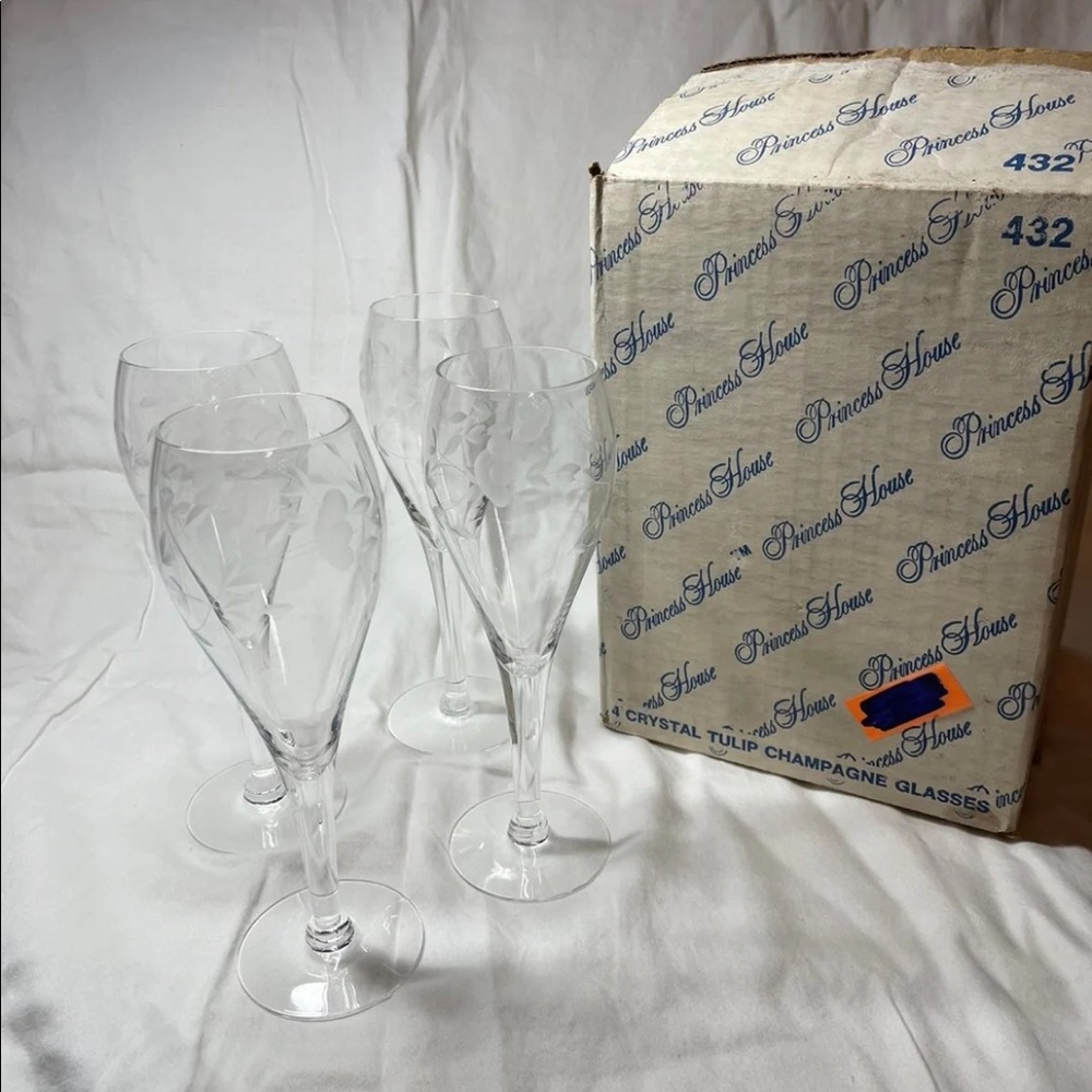 Princess House Heritage Tulip Champagne Flutes (4 pc.)